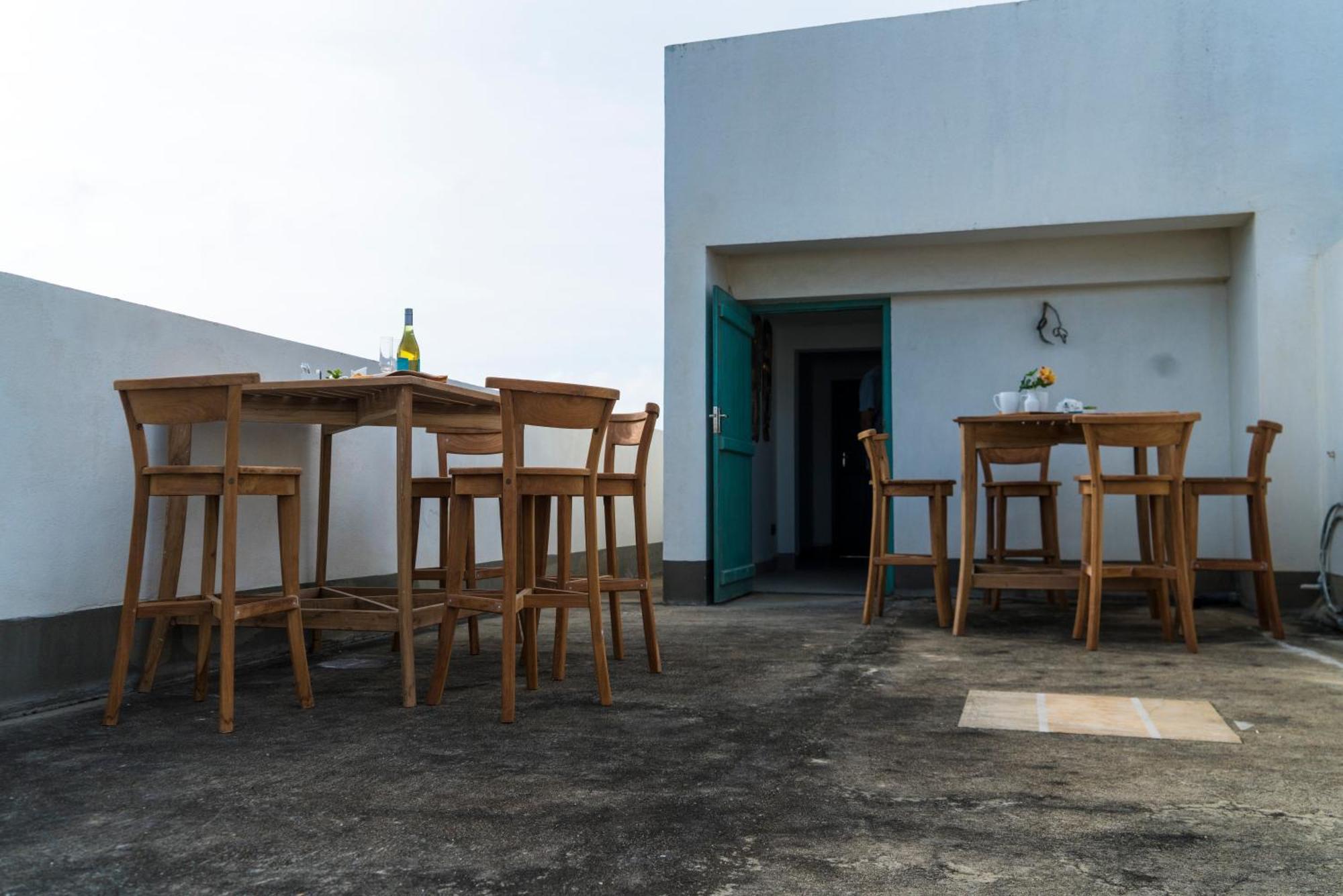 קולומבו Four Petals Inn מראה חיצוני תמונה