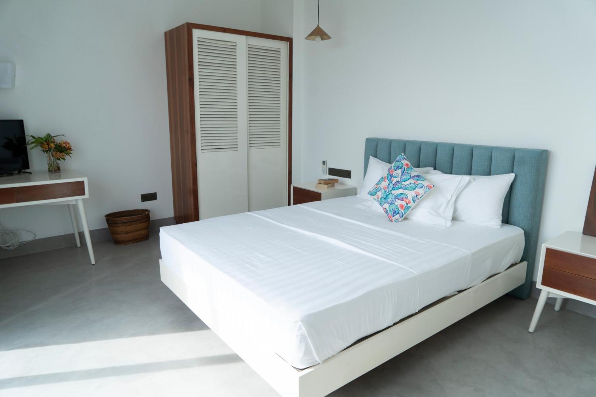 קולומבו Four Petals Inn מראה חיצוני תמונה