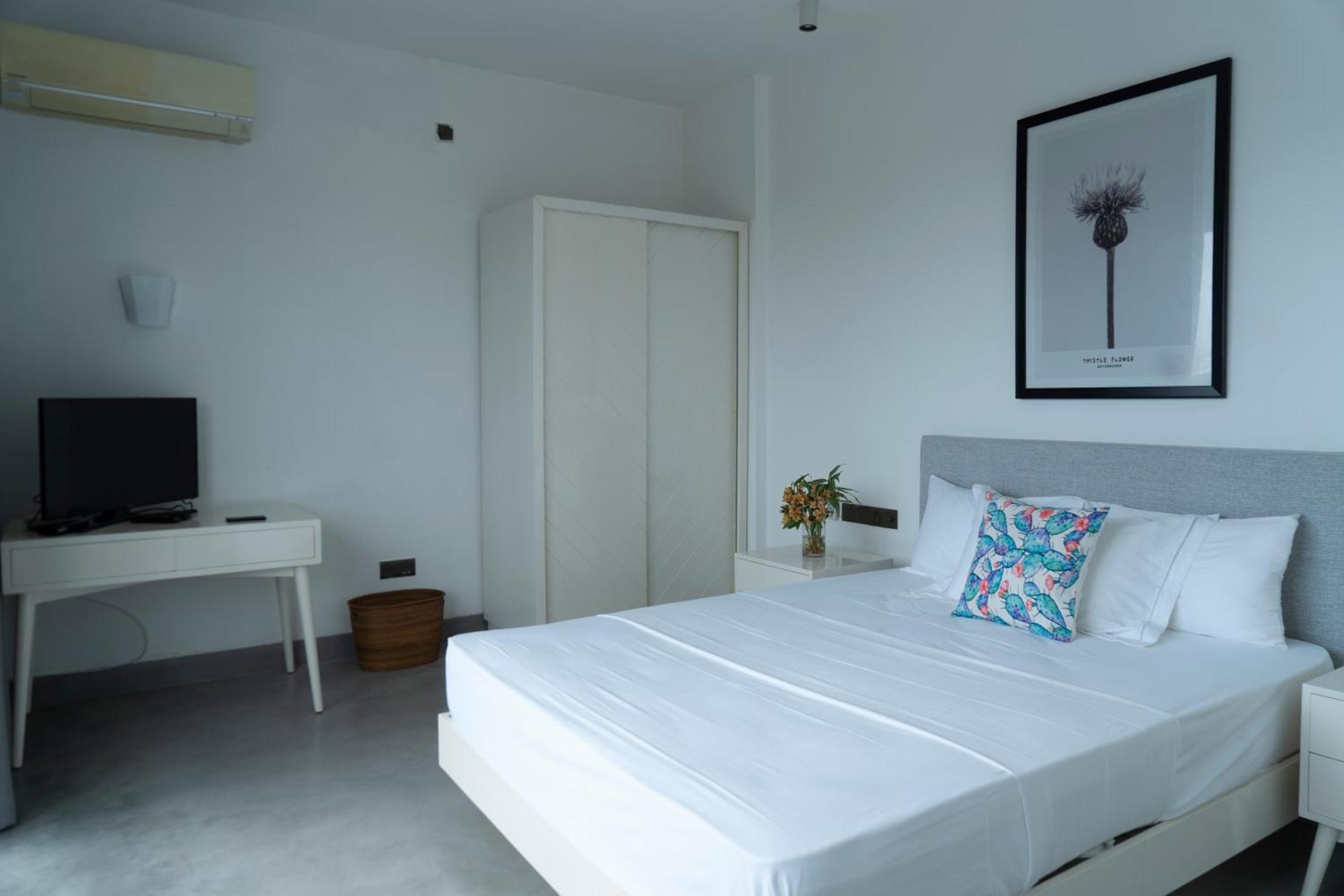 קולומבו Four Petals Inn מראה חיצוני תמונה